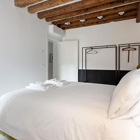 Dimora San Lorenzo Luxury Apartment Venedig Exteriör bild