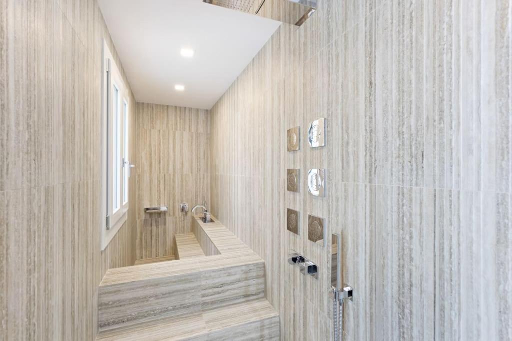 Dimora San Lorenzo Luxury Apartment Venedig Exteriör bild