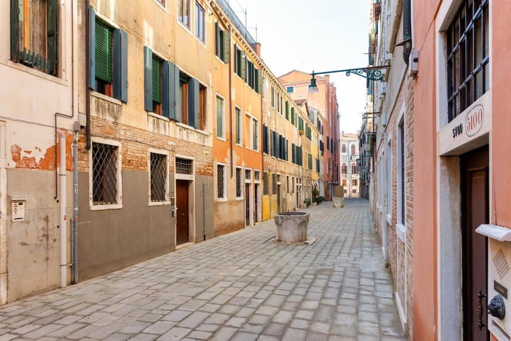 Dimora San Lorenzo Luxury Apartment Venedig Exteriör bild
